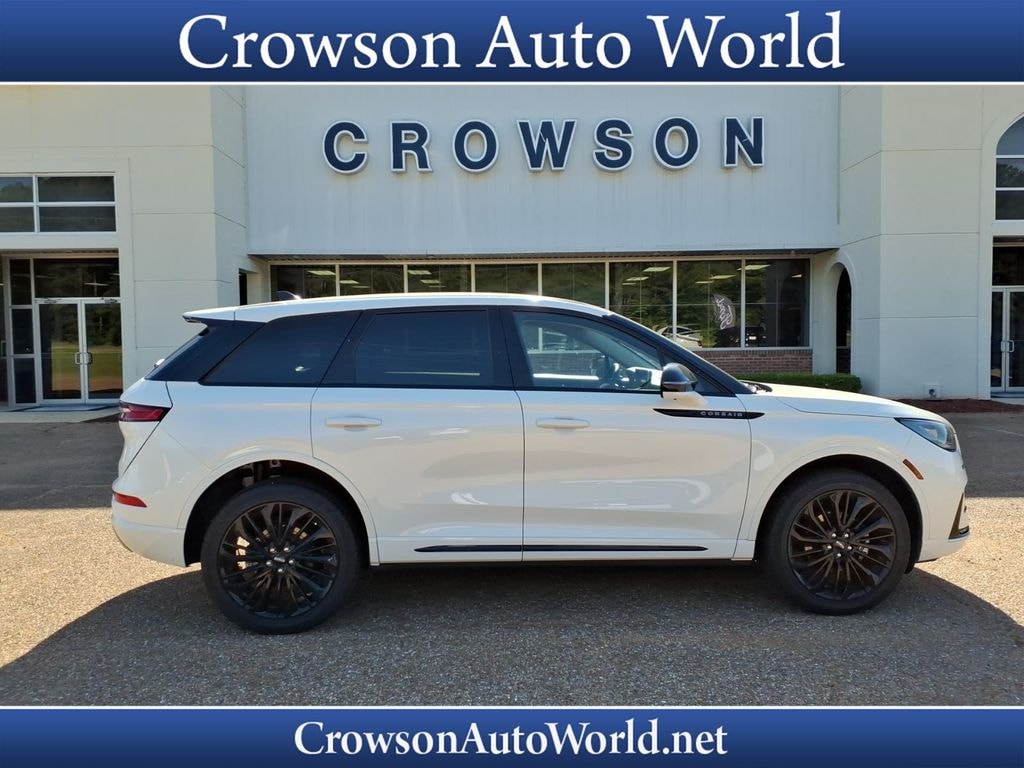 Used 2025 Lincoln Corsair Premiere Sport Utility
