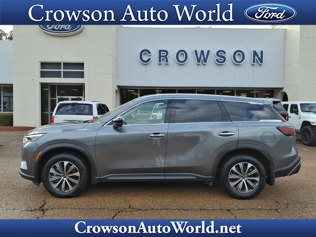 2025 INFINITI QX60 PURE's photo