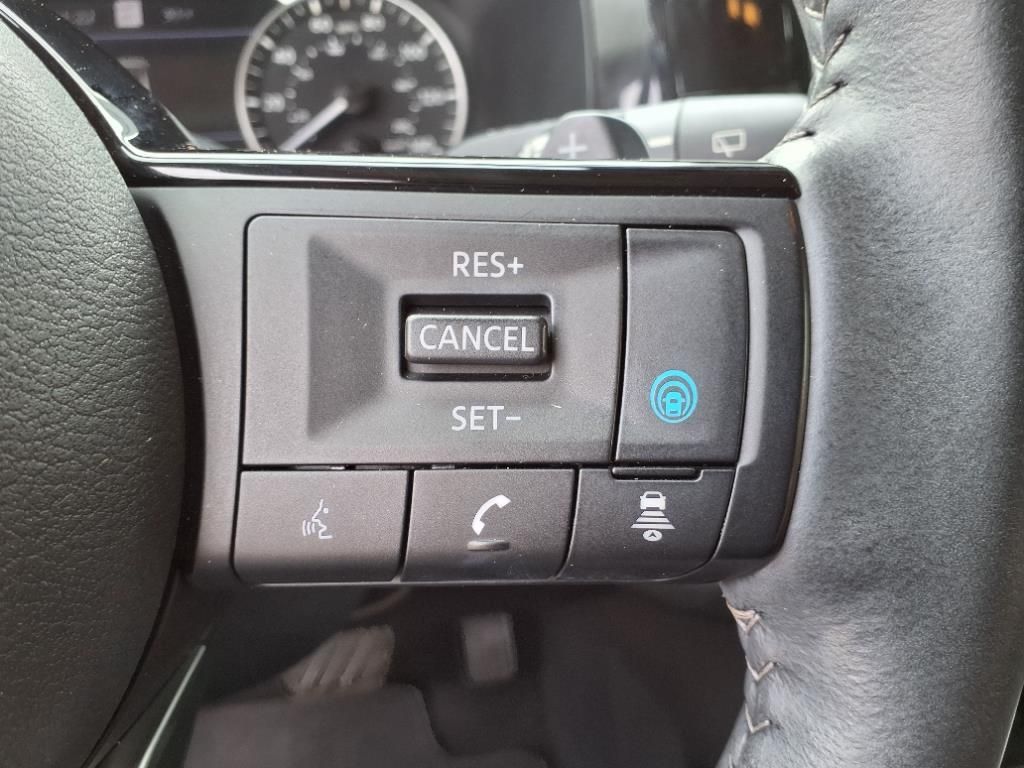 2024 Nissan Pathfinder SL - Photo 13