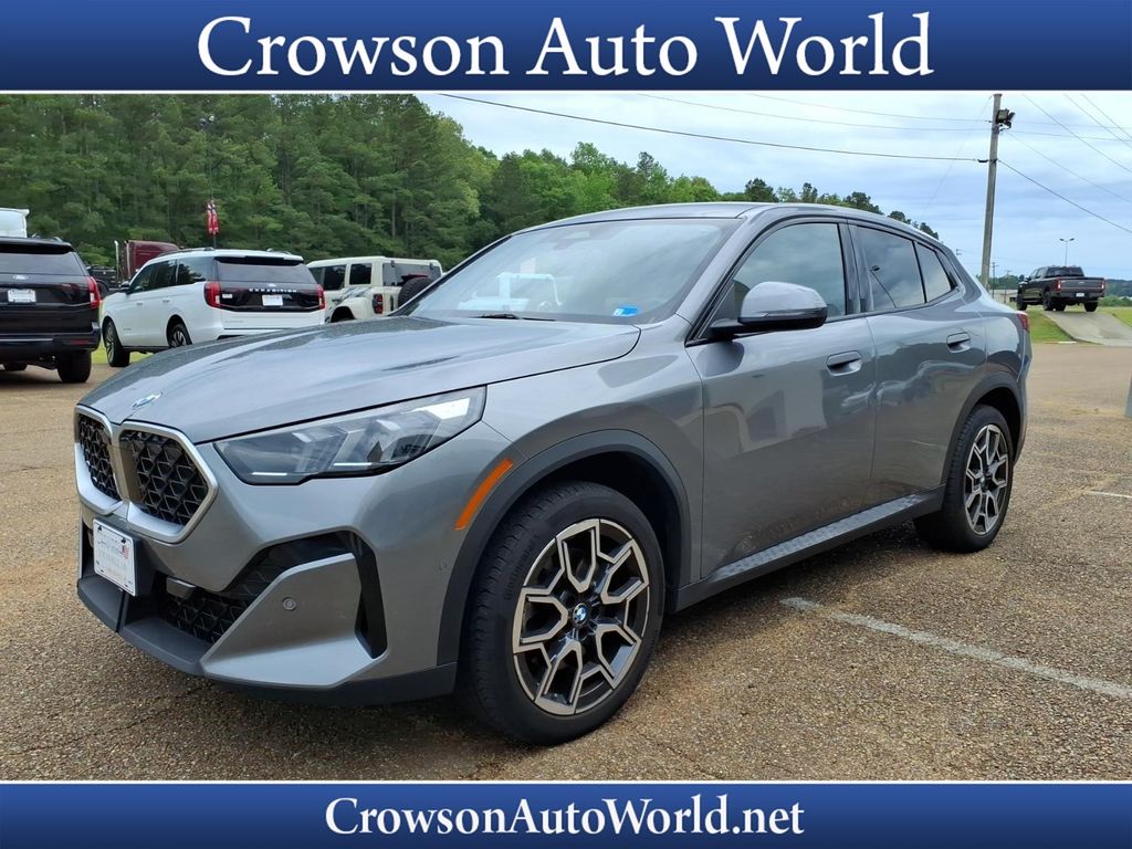2025 BMW X2 xDrive28i's photo