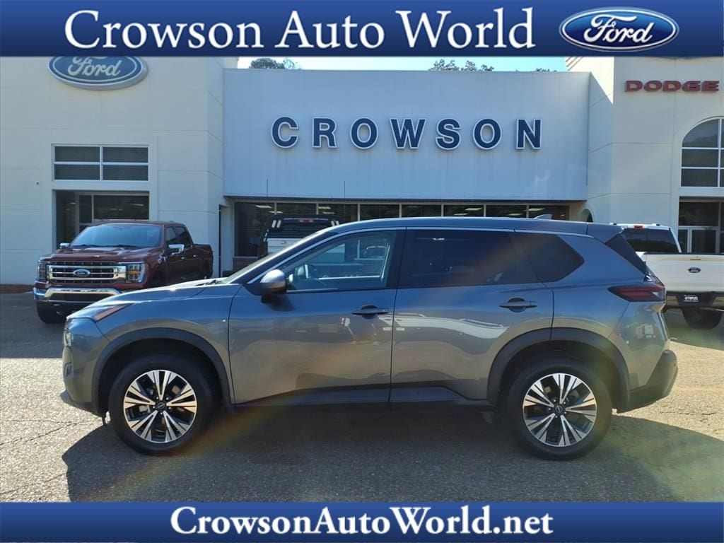 Used 2023 Nissan Rogue SV SUV