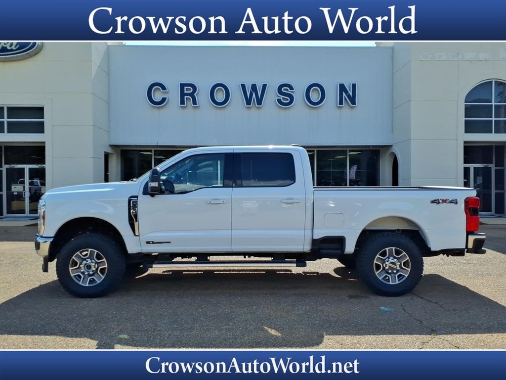 Used 2025 Ford F-250 Lariat Crew Cab