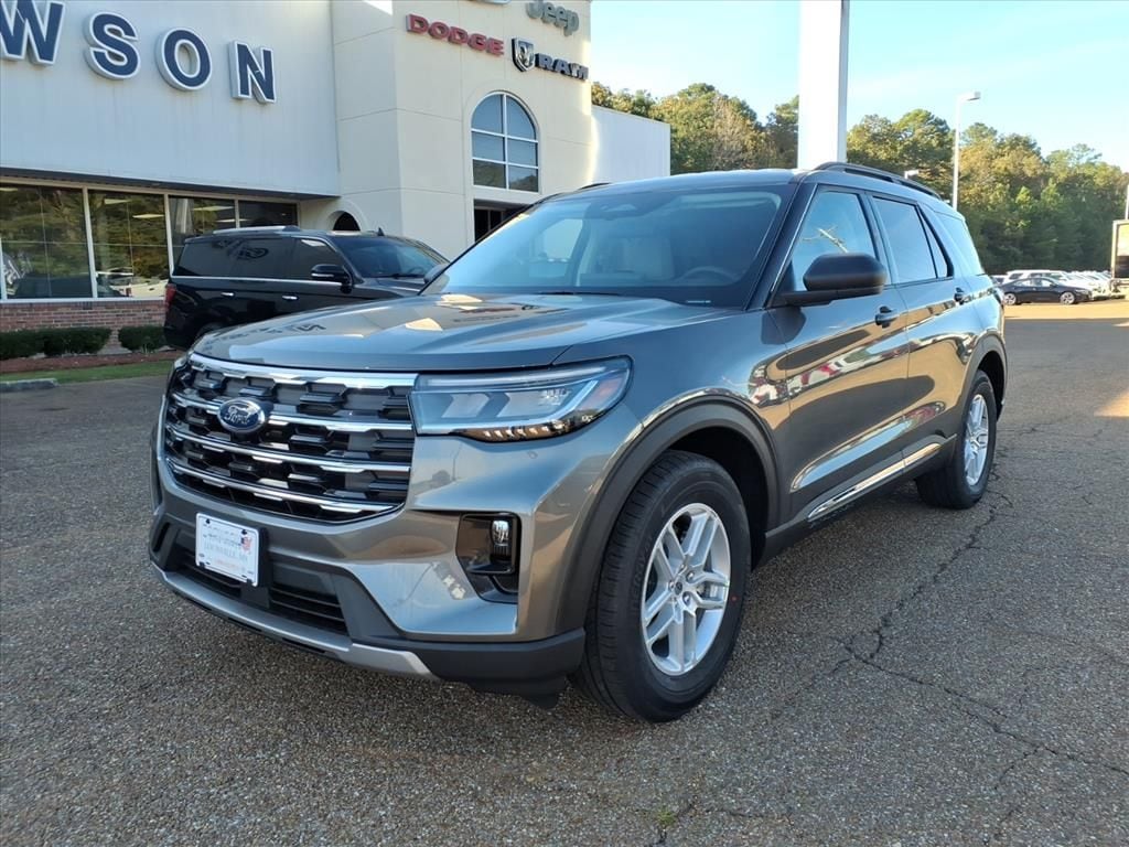 2025 Ford Explorer Active's photo