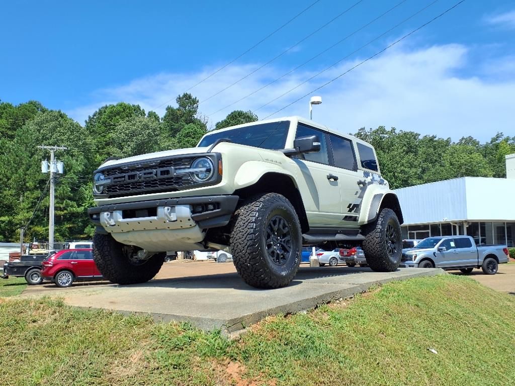 2025 Ford Bronco 4-Door Raptor's photo