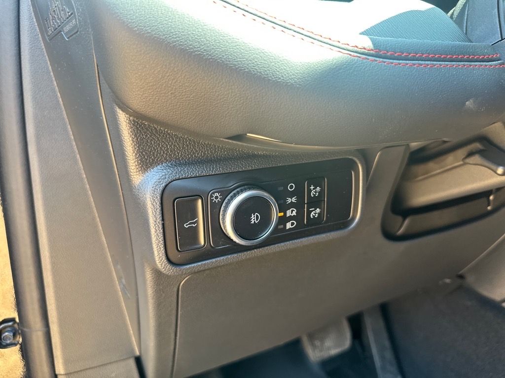 2025 Ford Explorer ST - Photo 10