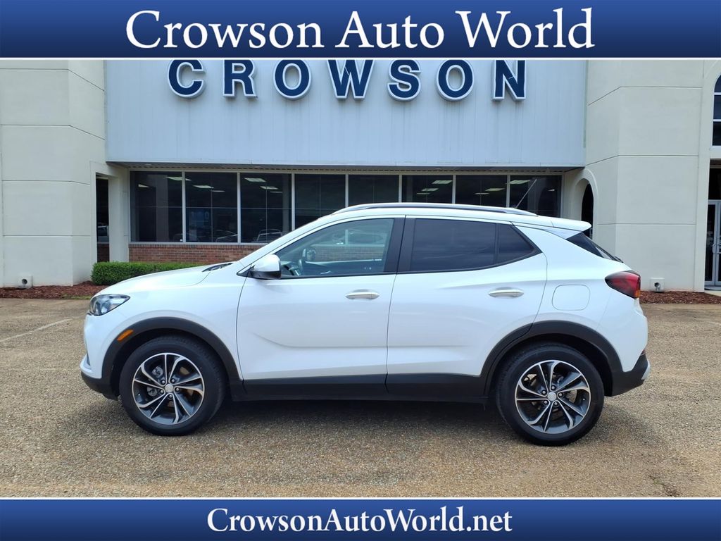 2022 Buick Encore GX Select's photo