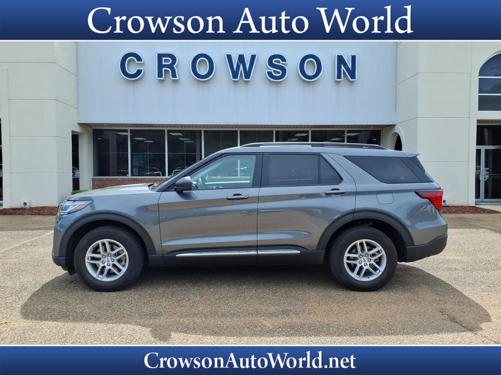 2025 Ford Explorer Active 4WD (PL535)'s photo