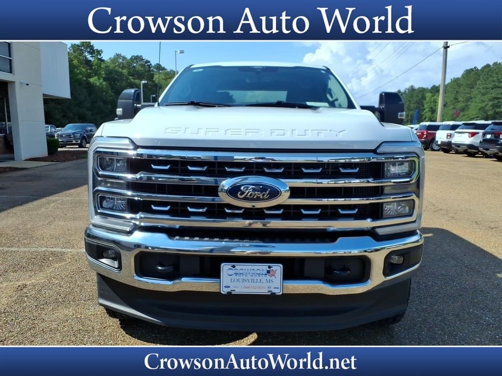 Used 2025 Ford F-250 Lariat Crew Cab