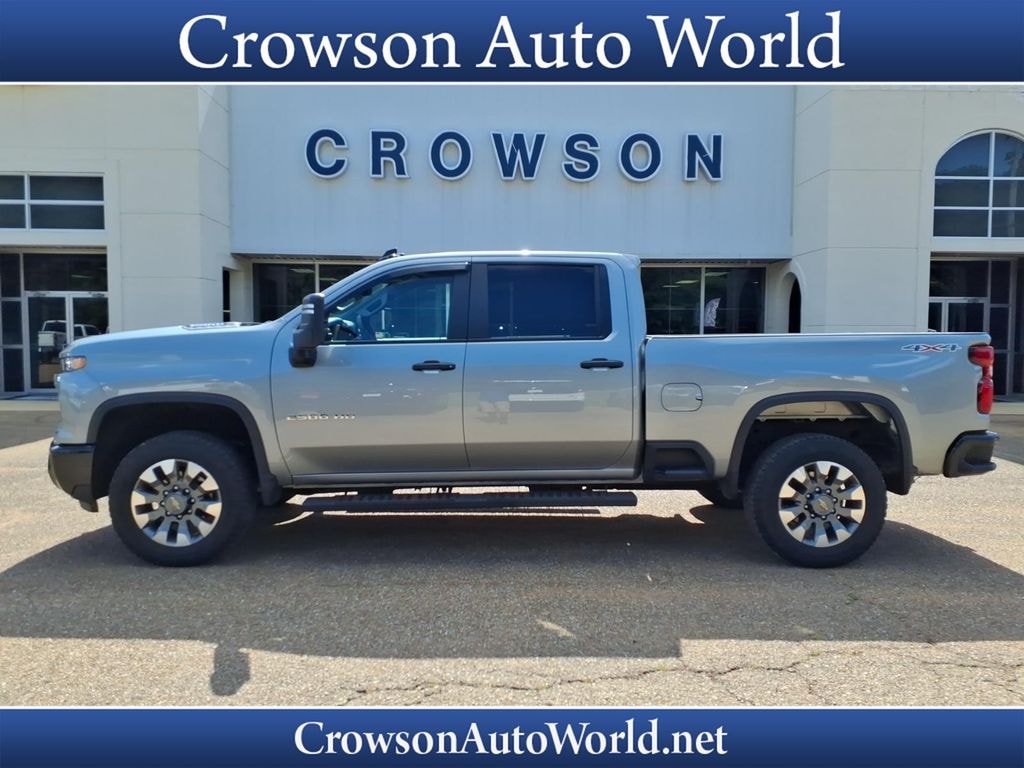 Used 2024 Chevrolet Silverado Custom Crew Cab