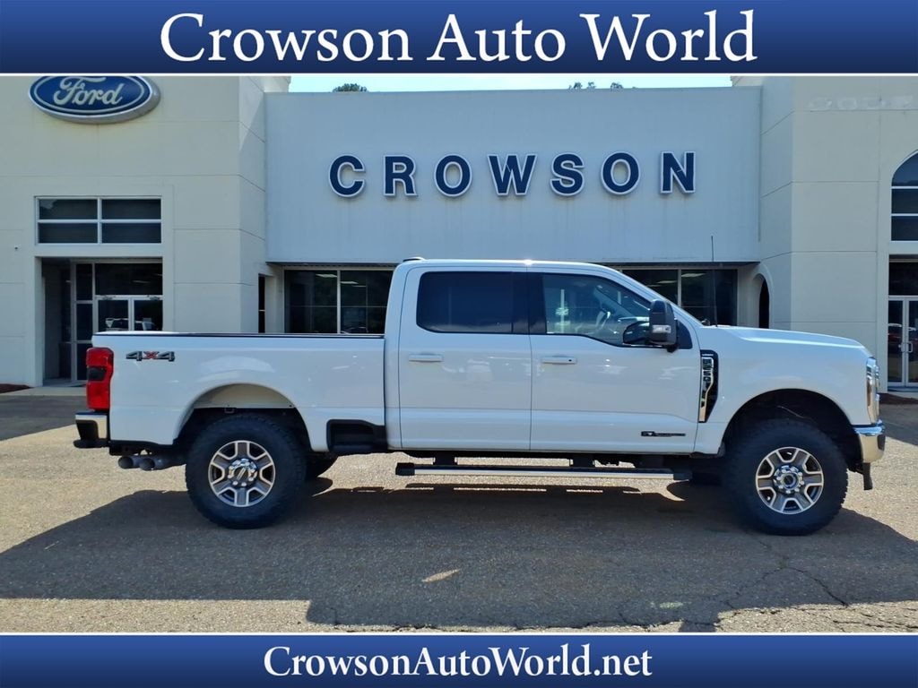 Used 2025 Ford F-250 Lariat Crew Cab