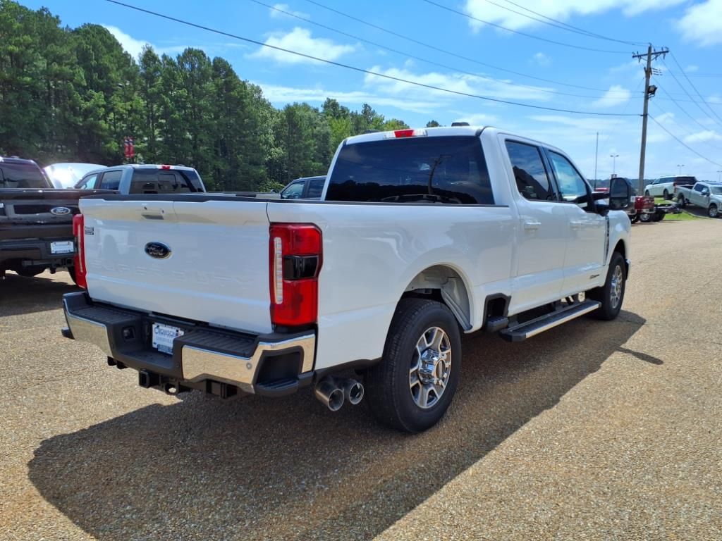 2026 Ford F-350 Super Duty Lariat - Photo 6
