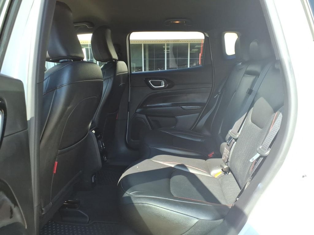 2025 Jeep Compass Trailhawk - Photo 19
