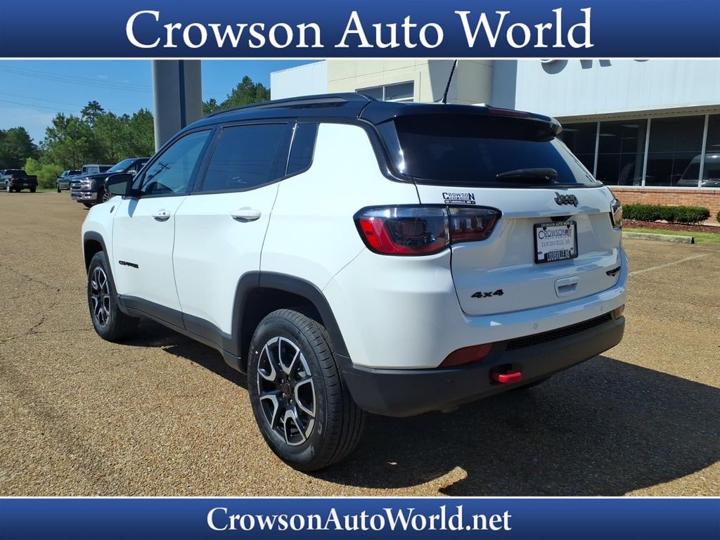 2025 Jeep Compass Trailhawk - Photo 8