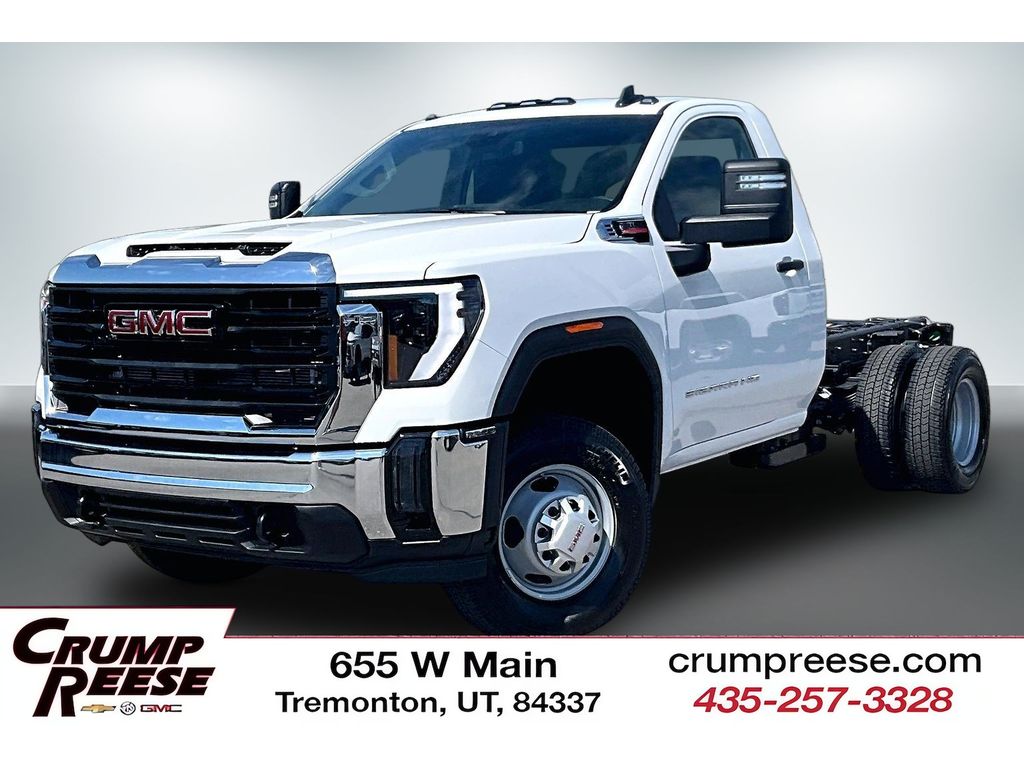 2026 GMC Sierra 3500 HD Chassis Cab Pro Truck