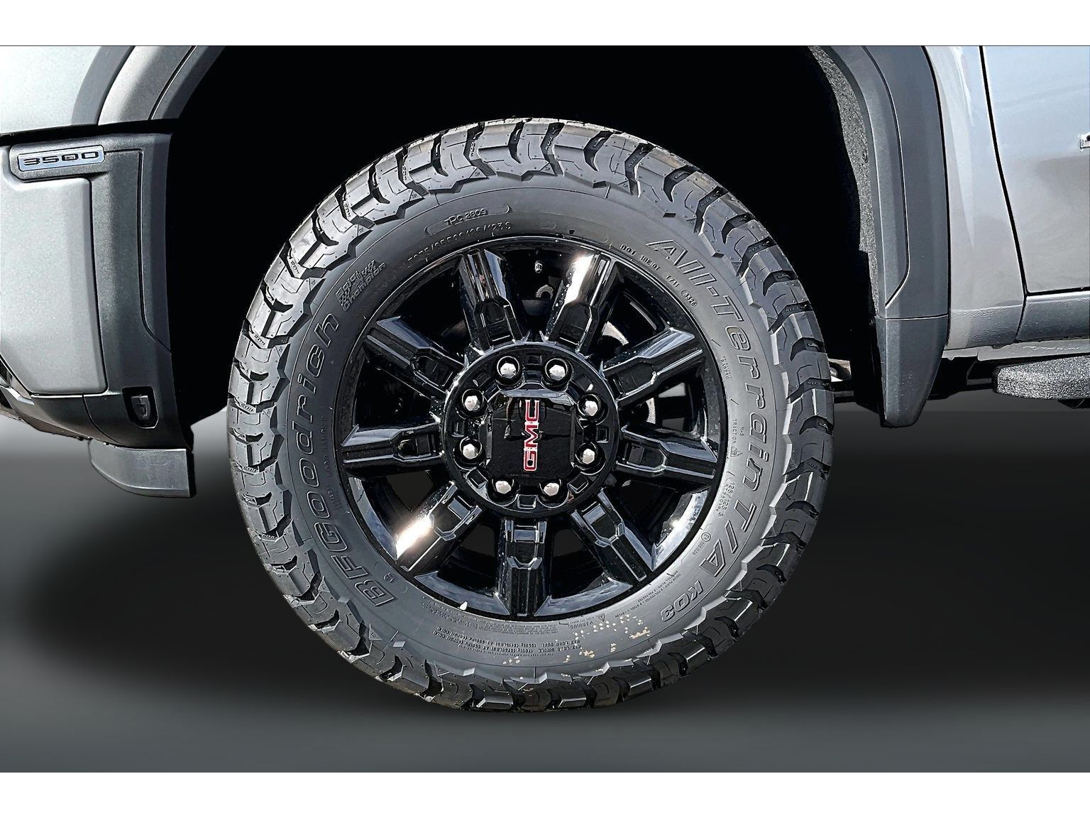 2026 GMC Sierra 3500HD AT4 - Photo 13