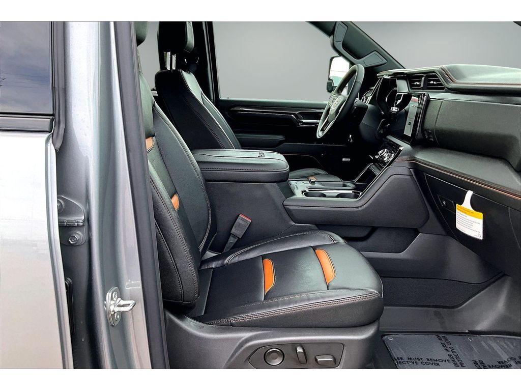 2026 GMC Sierra 3500HD AT4 - Photo 11