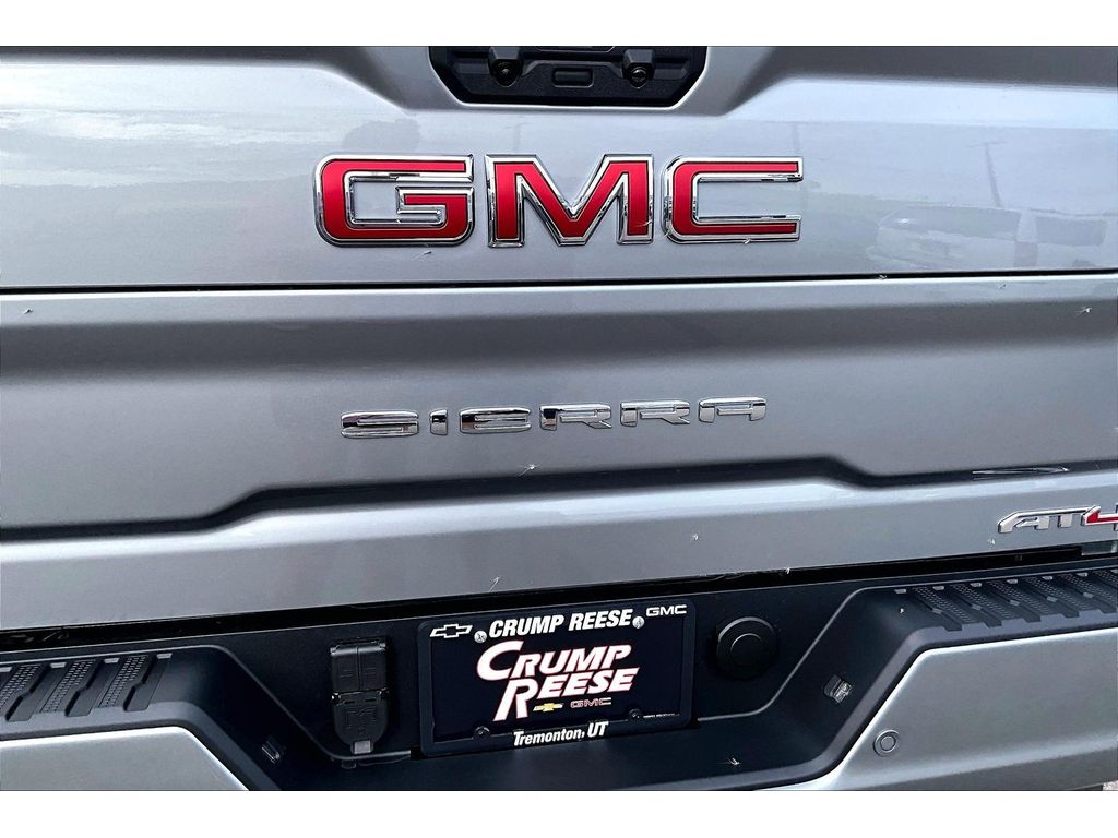 2026 GMC Sierra 3500HD AT4 - Photo 9