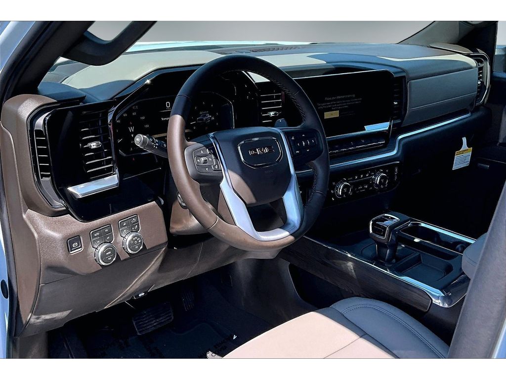 2026 GMC Sierra 1500 SLT - Photo 7