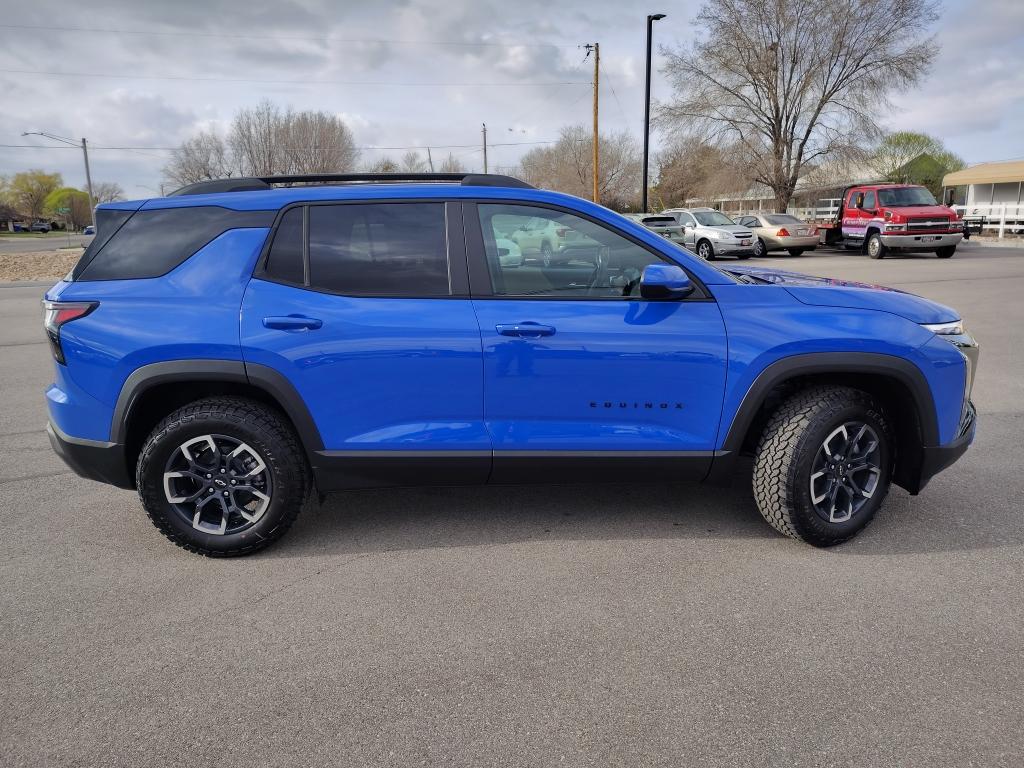 2025 Chevrolet Equinox ACTIV photo 2