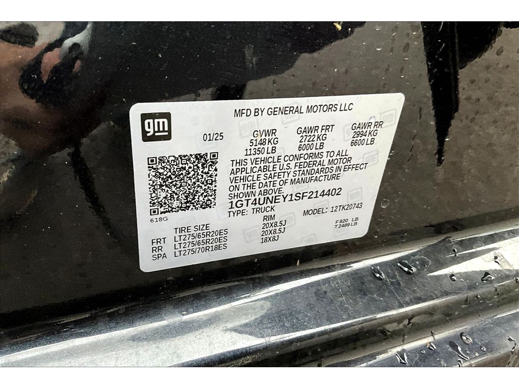 2025 GMC Sierra 2500HD SLT - Photo 8