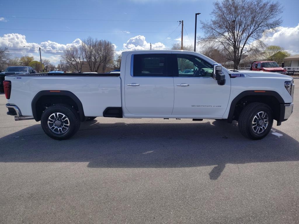 2025 Gmc Sierra EV SLT photo 2