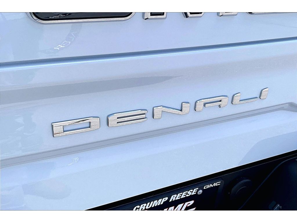 2026 GMC Sierra 1500 Denali Ultimate - Photo 9