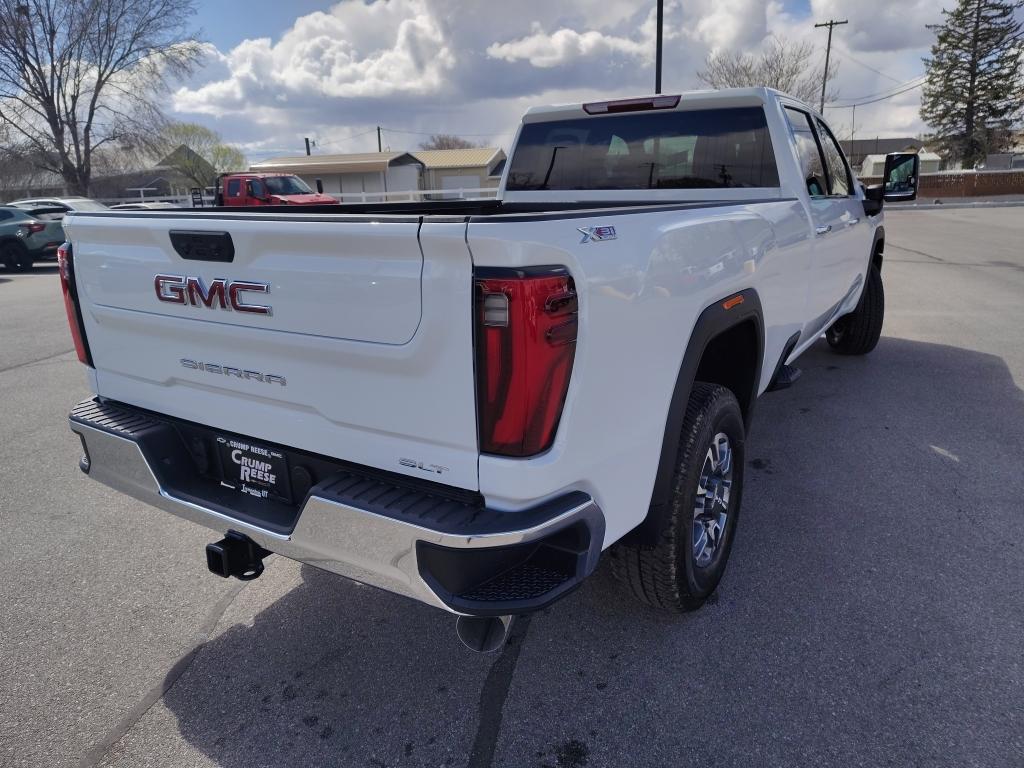 2025 Gmc Sierra EV SLT photo 3