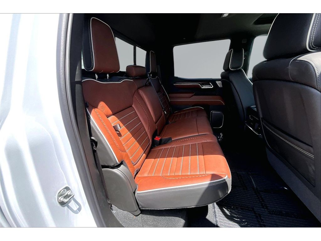 2026 GMC Sierra 1500 Denali Ultimate - Photo 10