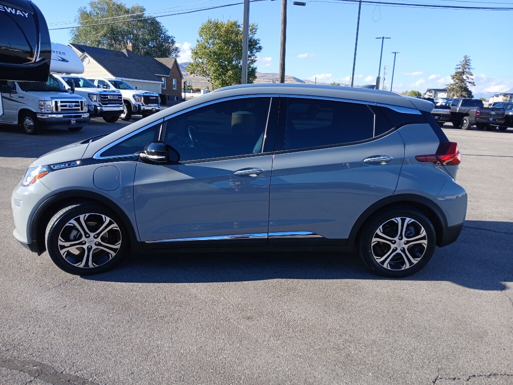 2020 Chevrolet Bolt EV Premier photo 2