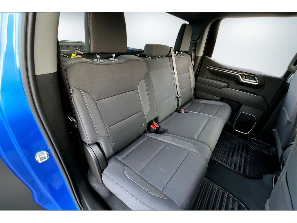 2026 Chevrolet Silverado 1500 LT - Photo 10