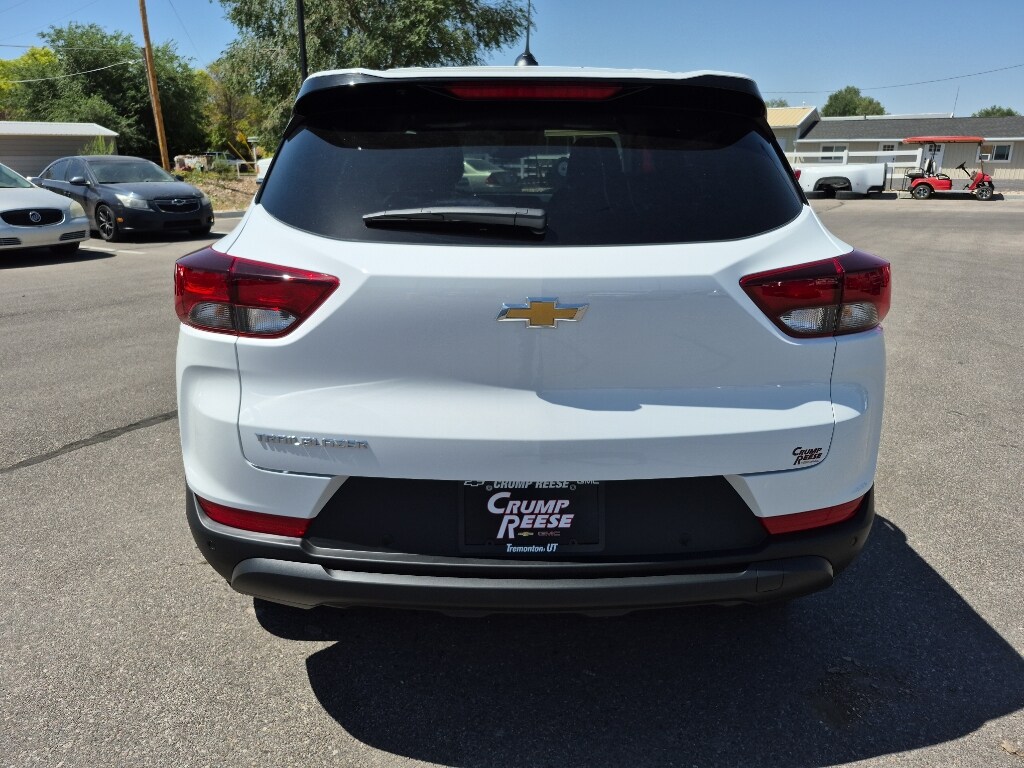 2026 Chevrolet Trailblazer LS photo 4