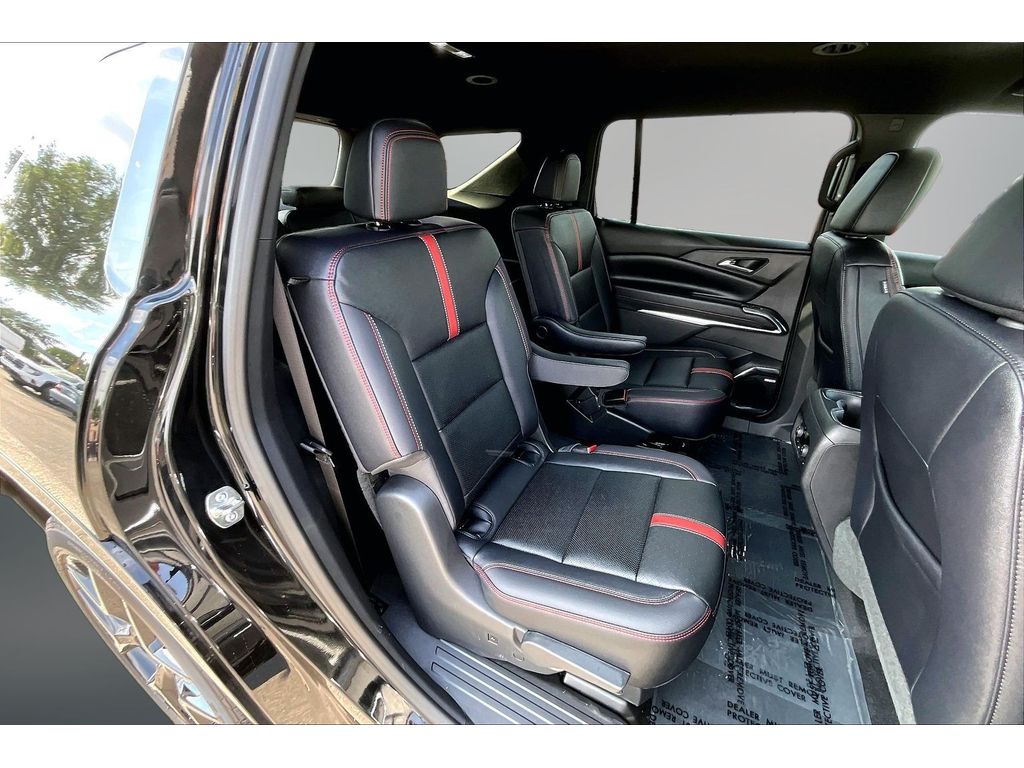 2026 Chevrolet Traverse RS - Photo 10