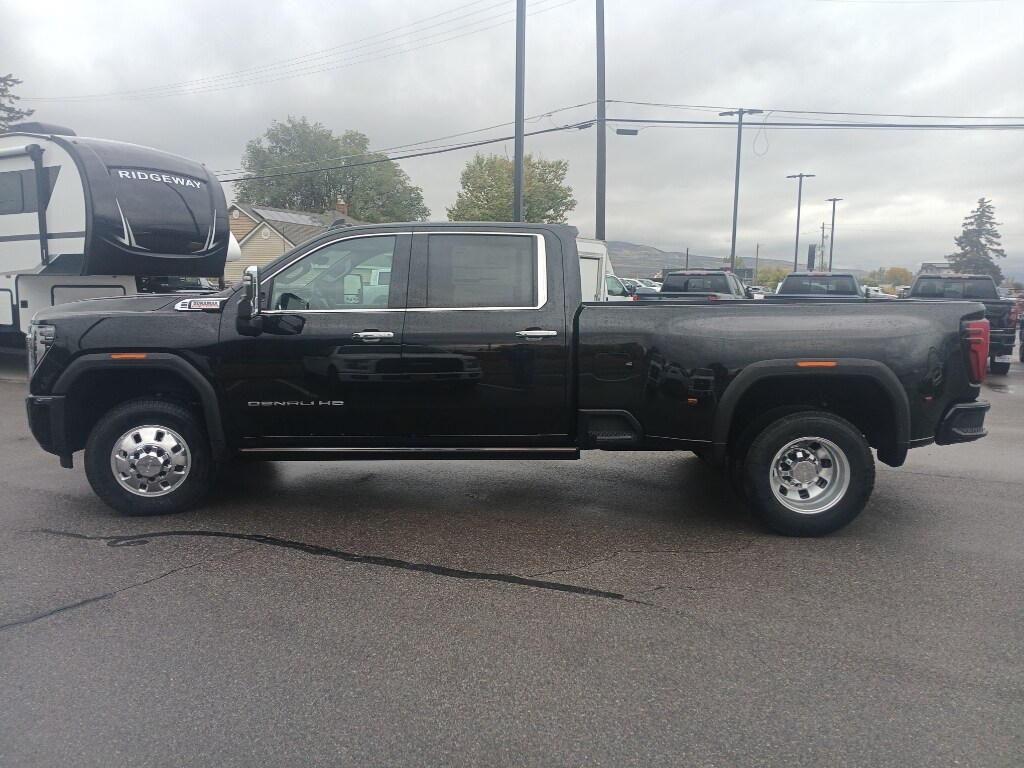 New 2025 GMC Sierra 3500 HD Denali DRW Truck