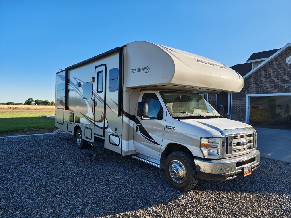 2013 Ford E-Series's photo