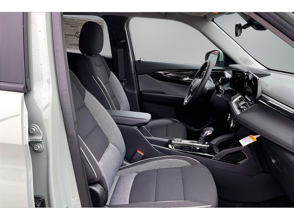 2026 Chevrolet Trailblazer LT - Photo 11
