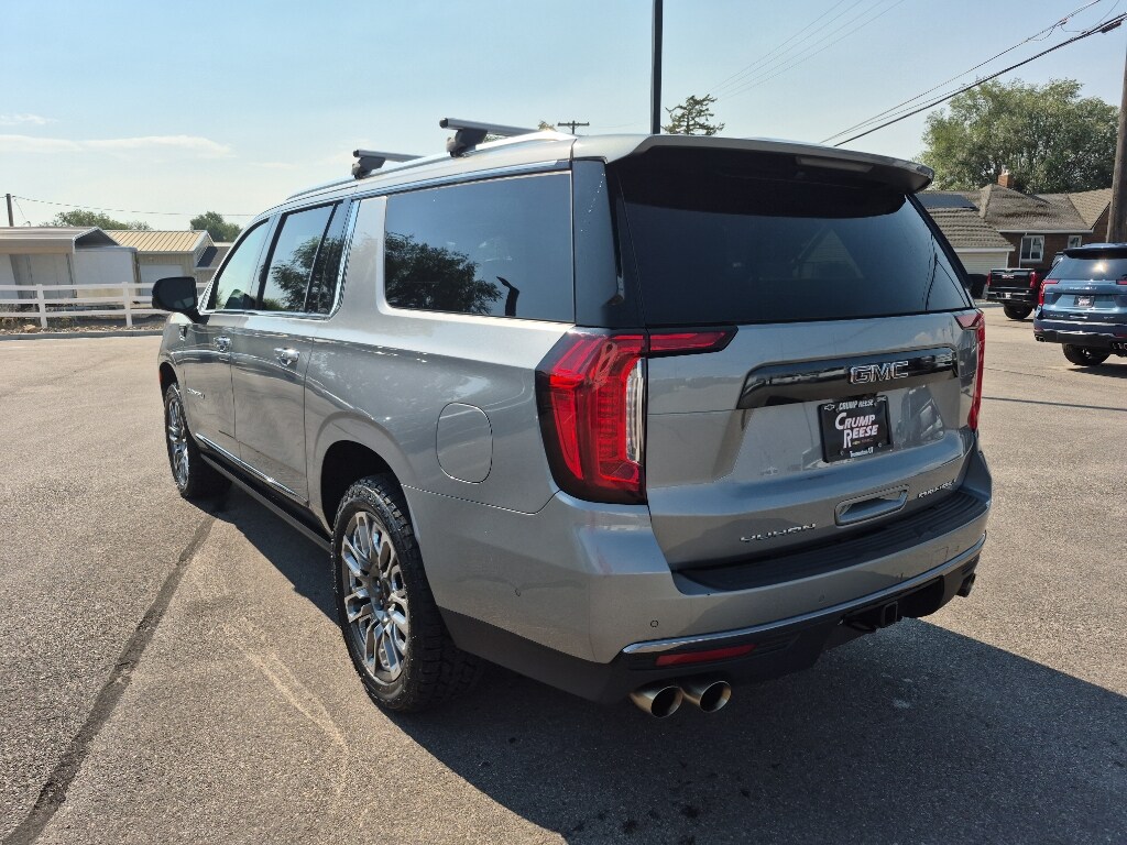 2023 Gmc Yukon XL Denali Ultimate photo 3