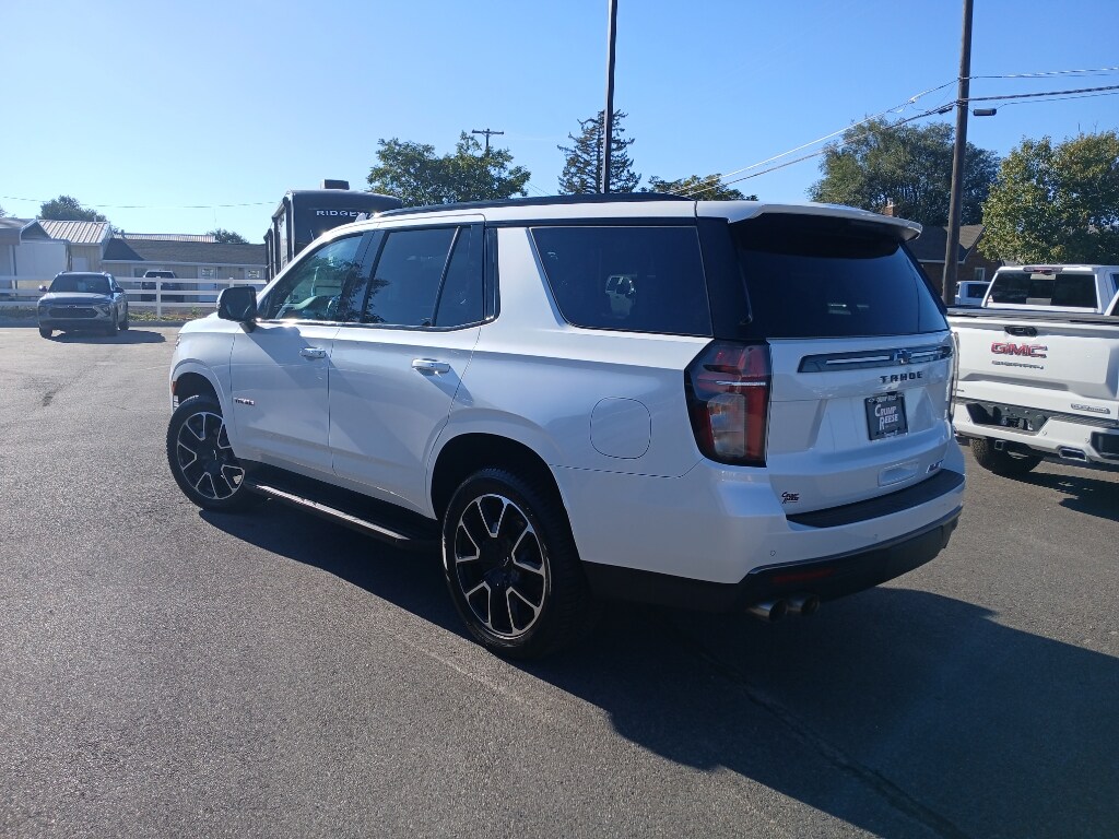 2022 Chevrolet Tahoe RST photo 2