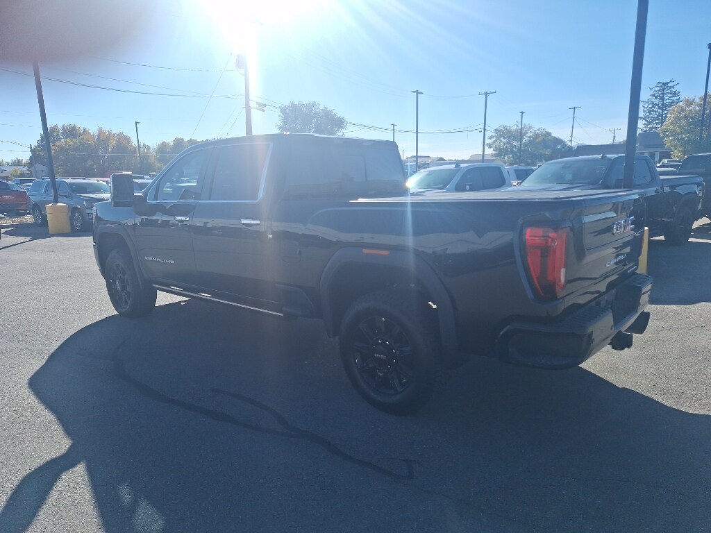 2022 Gmc Sierra HD Denali photo 3