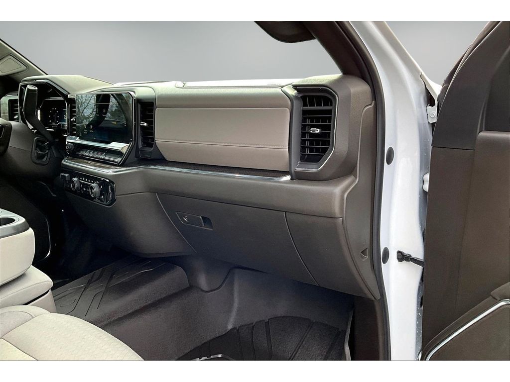 2024 Chevrolet Silverado 3500HD LT - Photo 27