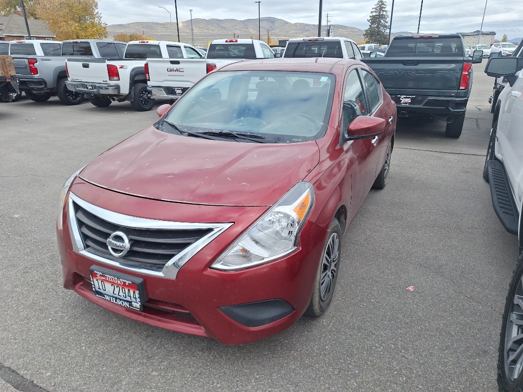 Used 2019 Nissan Versa Sedan SV