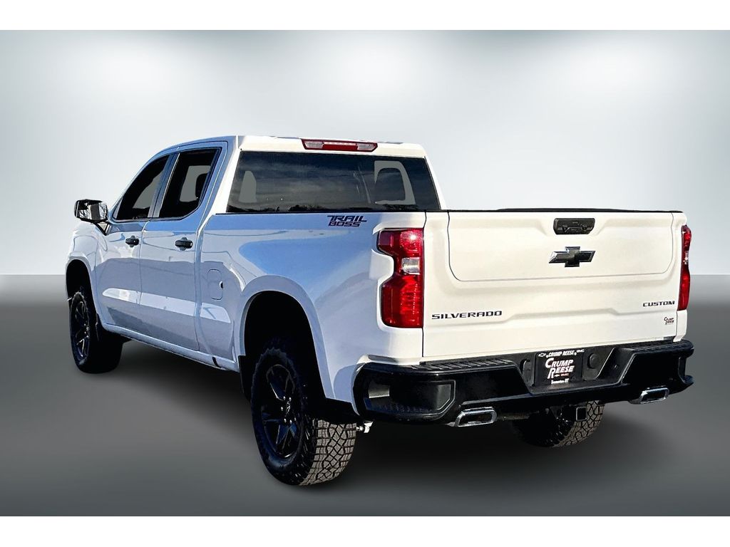 2026 Chevrolet Silverado 1500 Custom Trail Boss photo 3