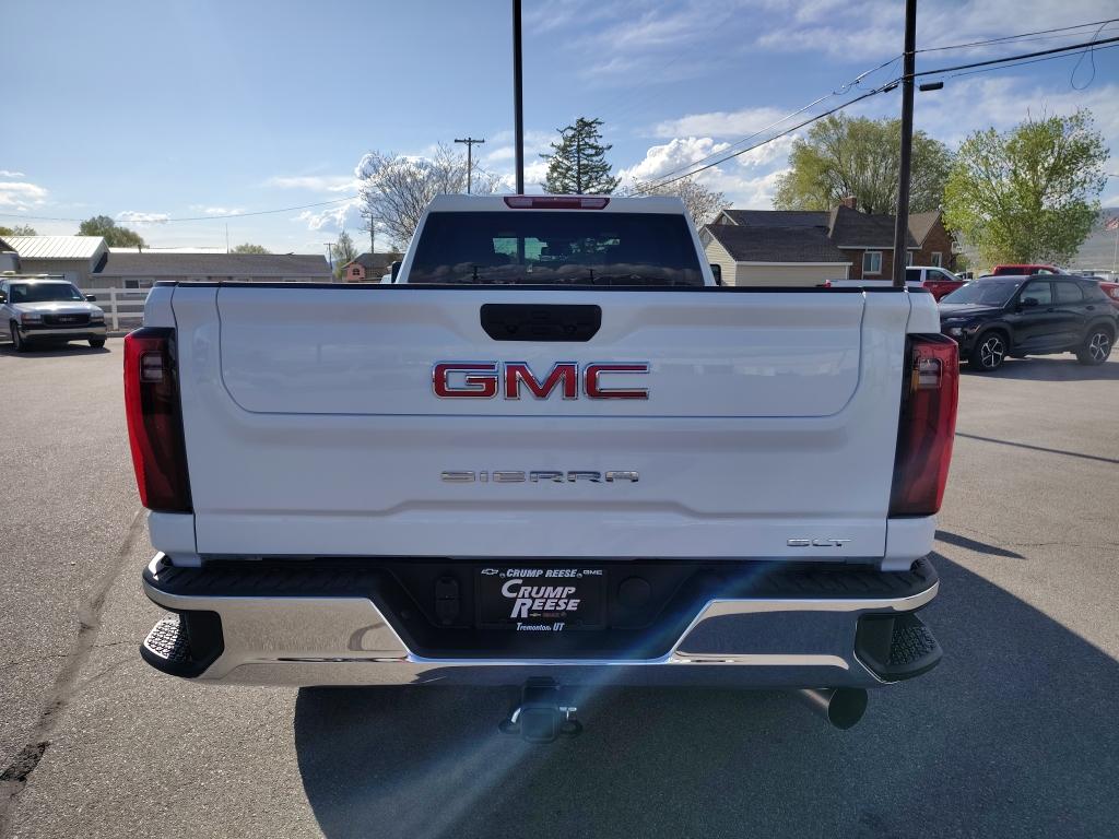 2025 Gmc Sierra EV SLT photo 4