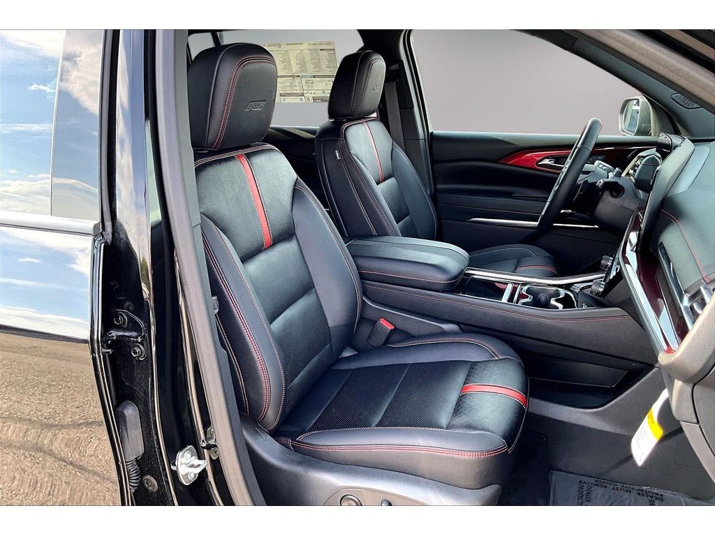 2026 Chevrolet Traverse RS - Photo 11