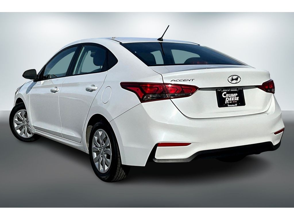 2022 Hyundai Accent SE photo 4