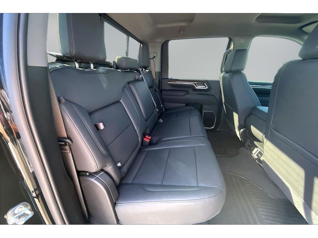 2026 Chevrolet Silverado 2500 HD LT - Photo 10