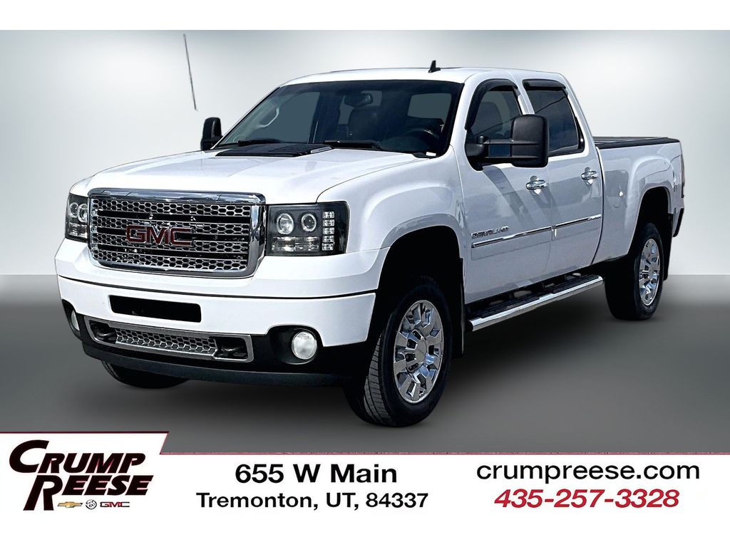 2012 GMC Sierra 4WD Crew Cab Standard Box's photo