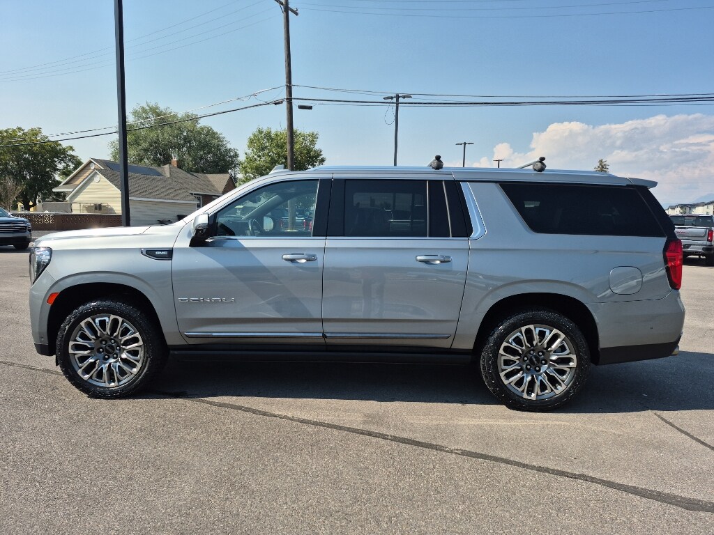 2023 Gmc Yukon XL Denali Ultimate photo 2