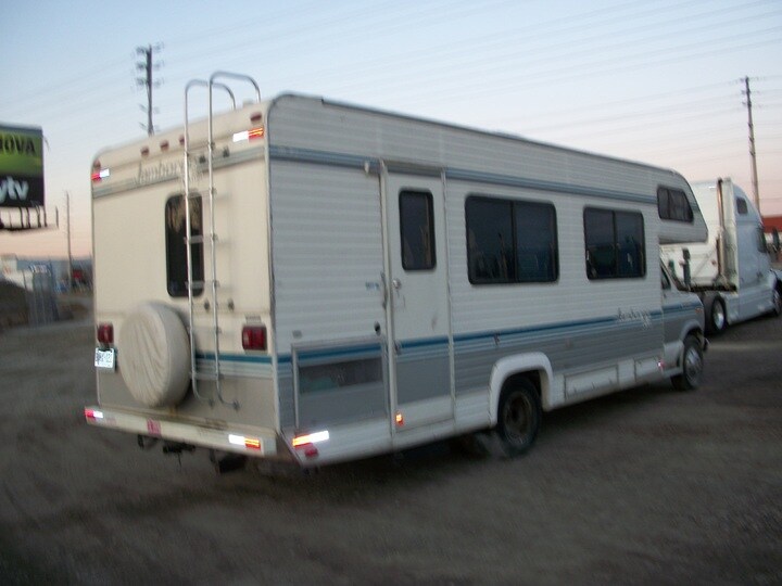 1990 Ford fleetwood jamboree #8