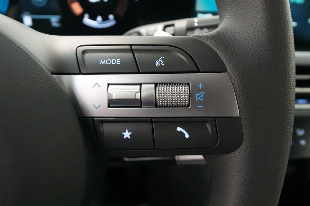 2025 Hyundai Sonata SEL - Photo 35