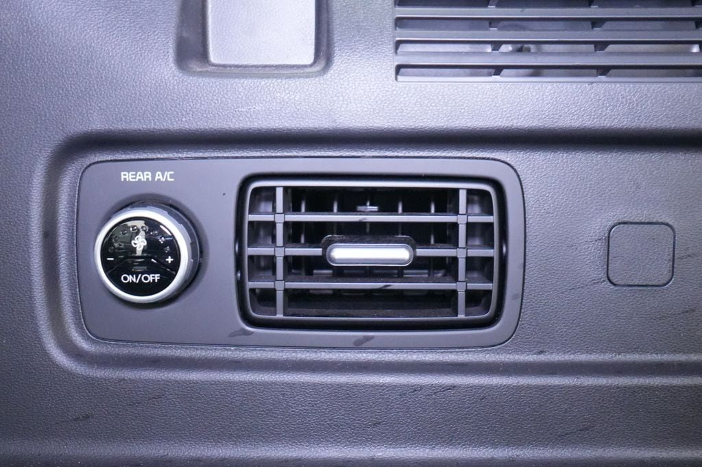 2025 Hyundai Santa Fe SEL - Photo 27